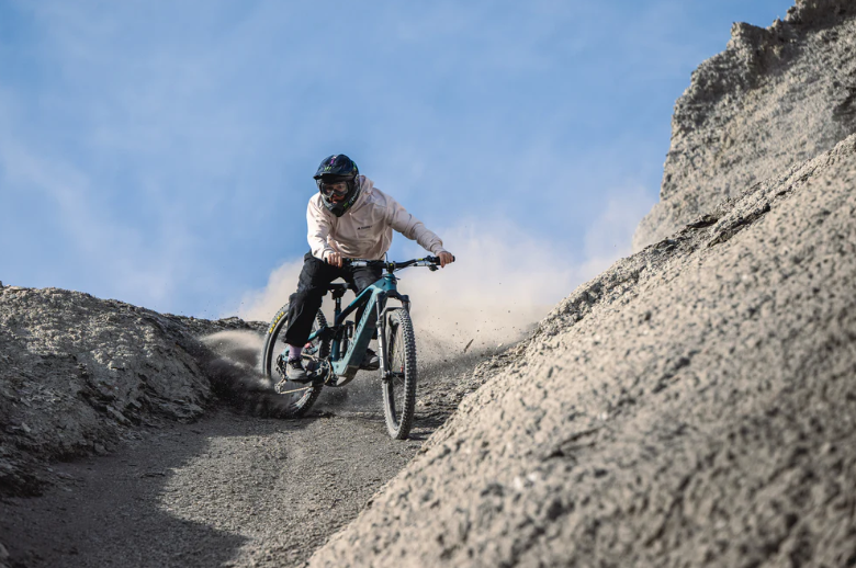 Santa Cruz Bullit GX AXS Electric Mountain Bike – Bosch CX